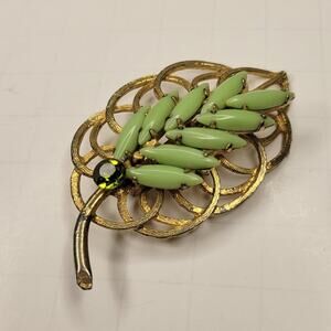 Vintage Green Glass Rhinestone Gold Tone Leaf Brooch